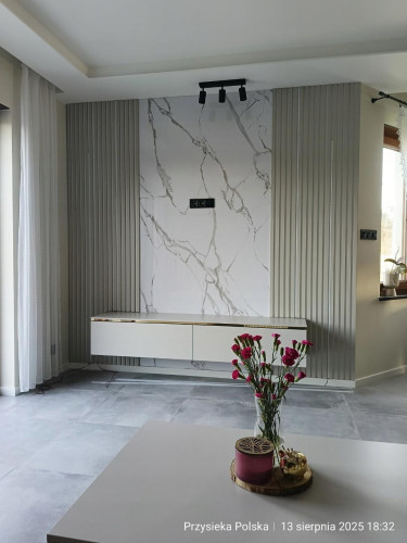 Biały Marmur Połysk 280 cm x 122 cm