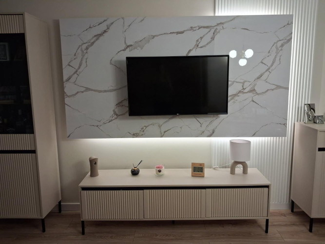 Biały Marmur Połysk 280 cm x 122 cm